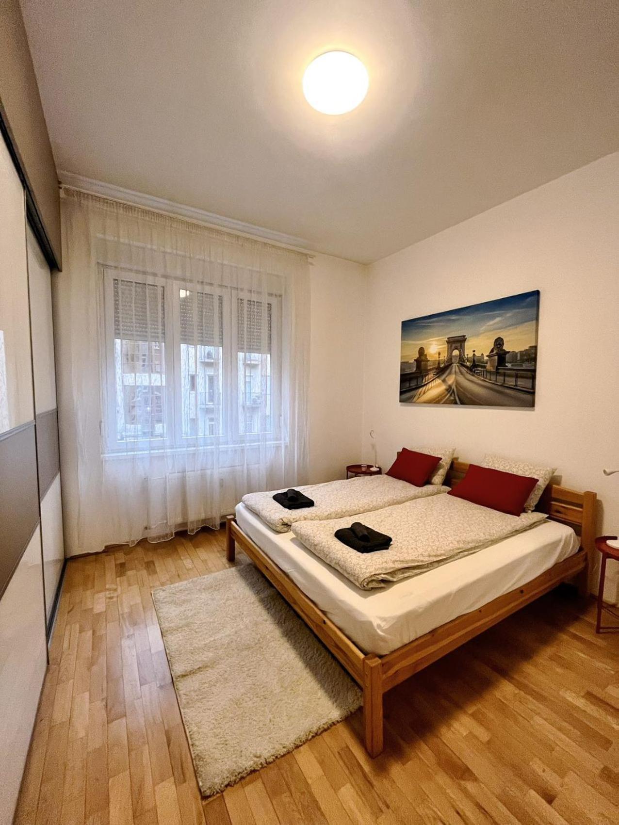 Boutique Family Apartment In The Heart Of City Будапеща Екстериор снимка