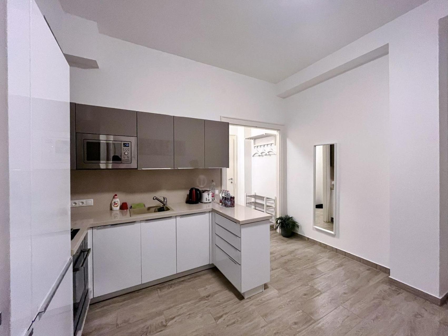 Boutique Family Apartment In The Heart Of City Будапеща Екстериор снимка